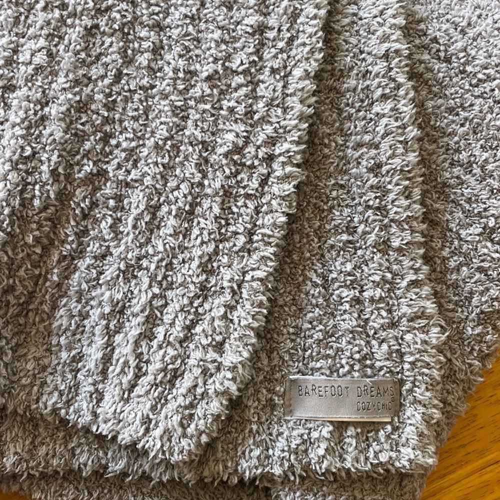 Barefoot Dreams CozyChic Heathered scurf
